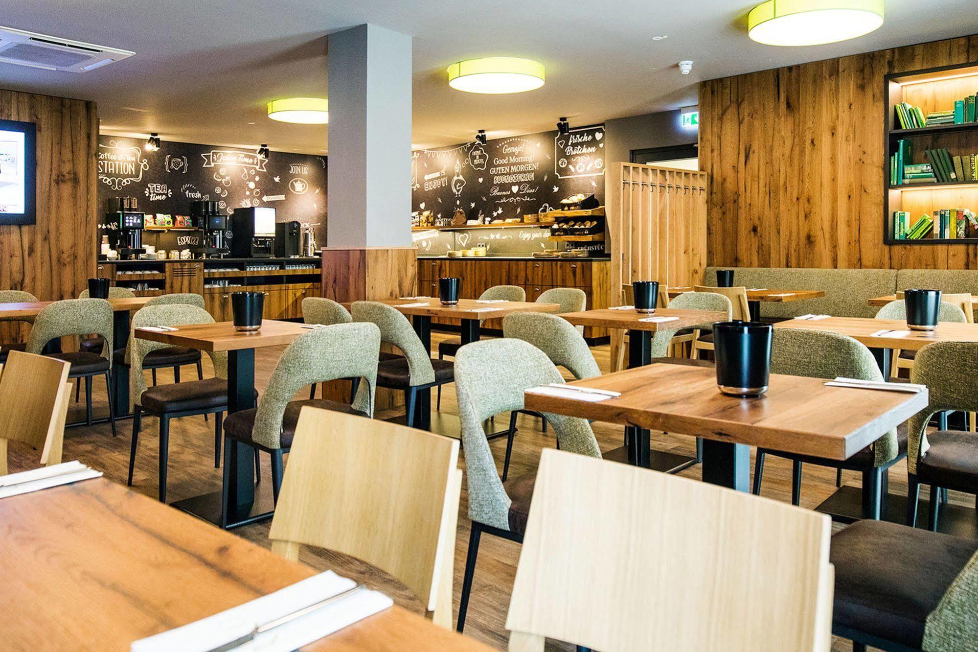 Riku Hotel Ulm Ngoại thất bức ảnh
